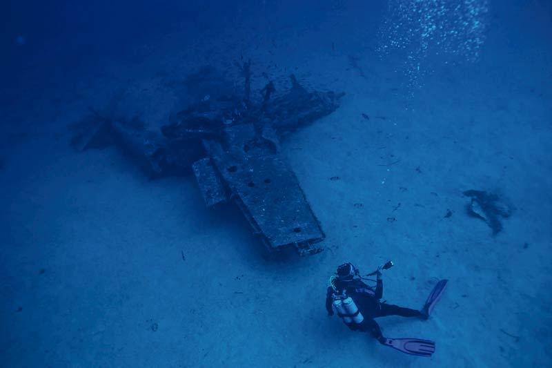 Buceo en Lanzarote, kayak, padle surf y snorkel assistant instructor